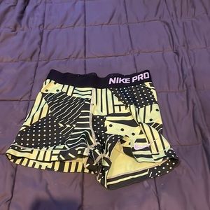 nike size small
